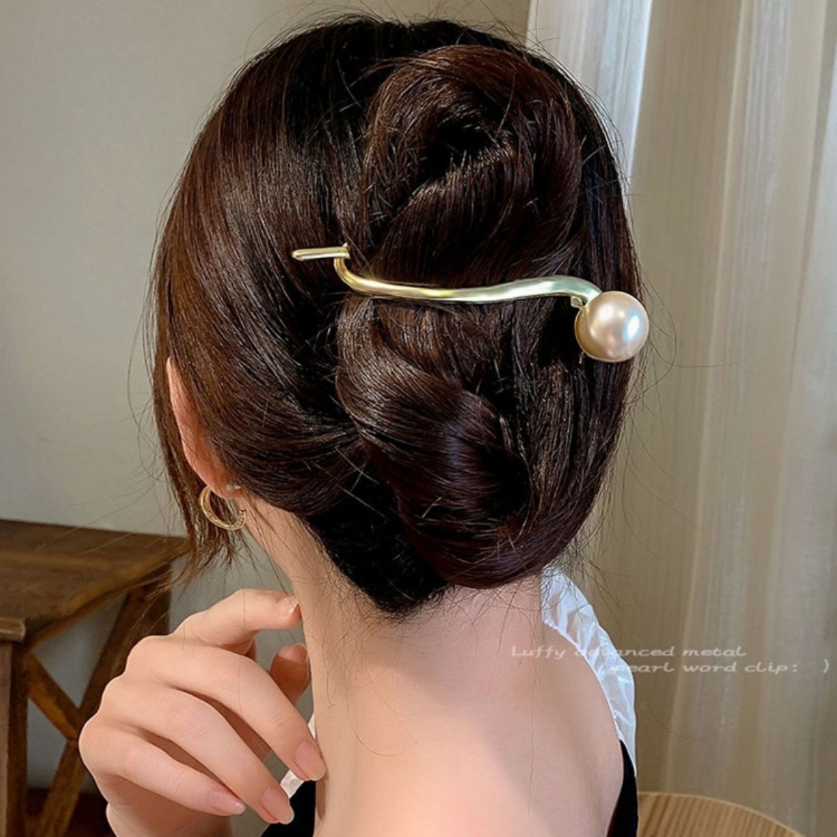 Elegant Glitter ไข่มุกผมคลิปสํ - Korean Women Lifestyle บทวิจารณ์และราคา