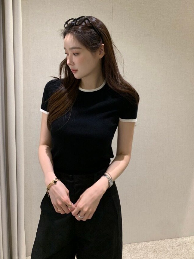 เสื้อสเวตเตอร์ถักแขนสั้นสีสันส - Korean Women Lifestyle บทวิจารณ์และราคา